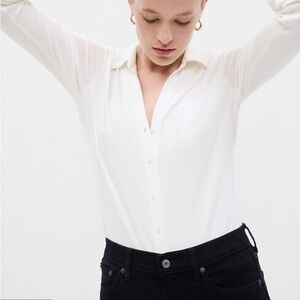 White Fitted Button Down Shirt with Dress Collar